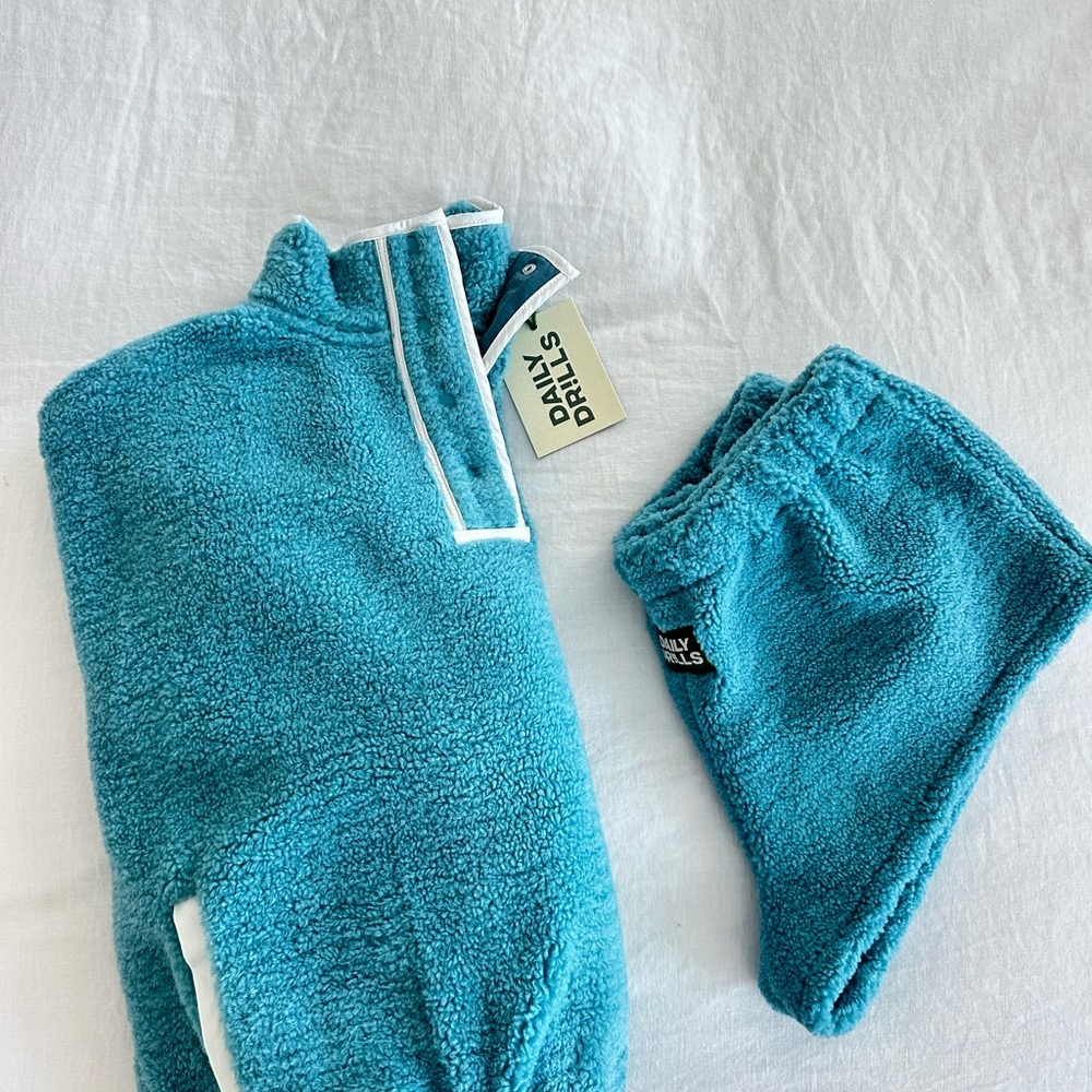 Teal Fleece Set - Picture 6 of 8